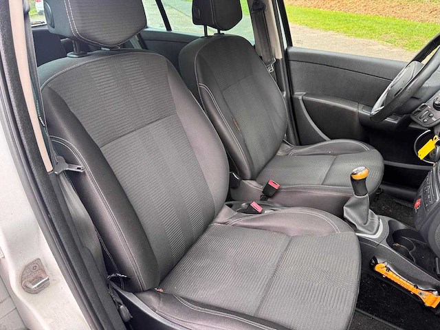 Renault clio 1.2 collection , 08-rgr-3 - afbeelding 5 van  13