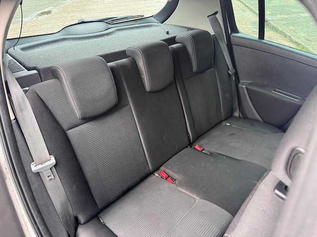 Renault clio 1.2 collection , 08-rgr-3 - afbeelding 6 van  13