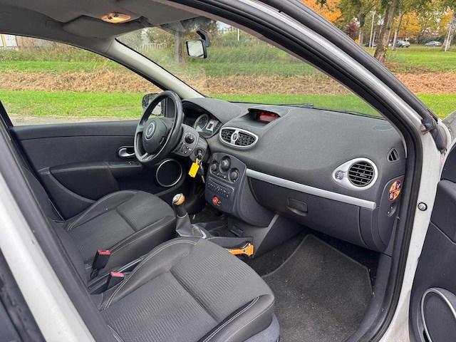 Renault clio 1.2 collection , 08-rgr-3 - afbeelding 7 van  13