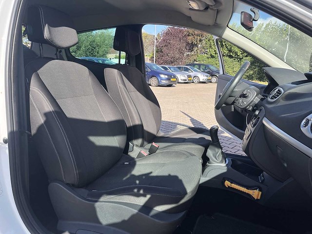 Renault clio 1.2 collection 2010 | 49-nnk-7 - afbeelding 13 van  21