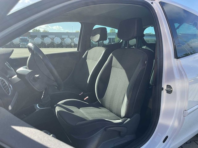 Renault clio 1.2 collection 2010 | 49-nnk-7 - afbeelding 16 van  21