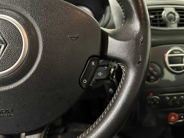 Renault clio 1.2 tce dynamique s 20-hkr-1 - afbeelding 6 van  22