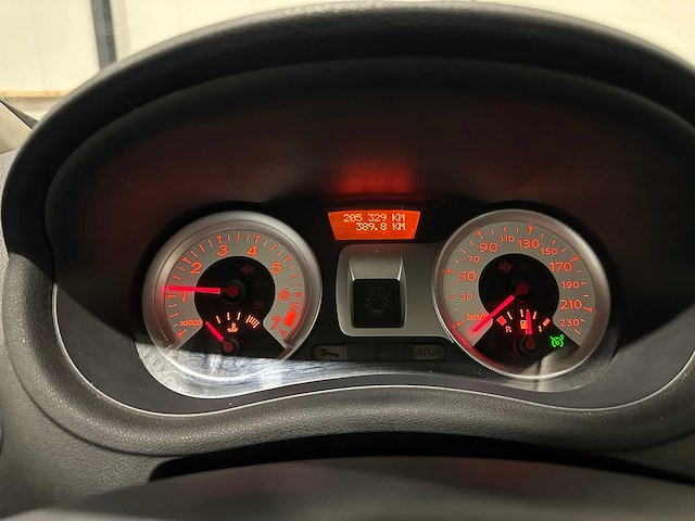 Renault clio 1.2 tce dynamique s 20-hkr-1 - afbeelding 8 van  22