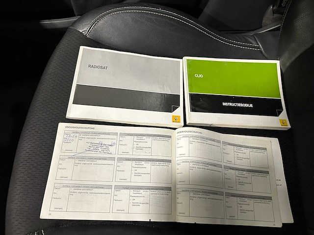 Renault clio 1.2 tce dynamique s 20-hkr-1 - afbeelding 13 van  22