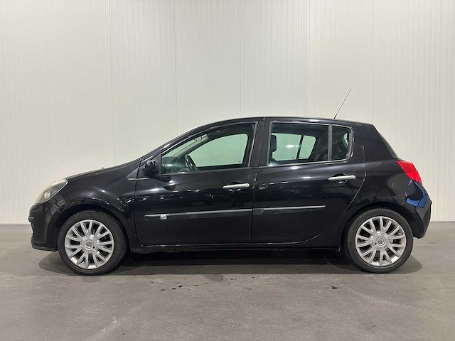 Renault clio 1.2 tce dynamique s 20-hkr-1 - afbeelding 12 van  22
