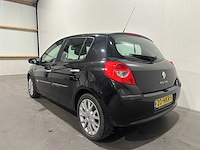 Renault clio 1.2 tce dynamique s 20-hkr-1 - afbeelding 16 van  22