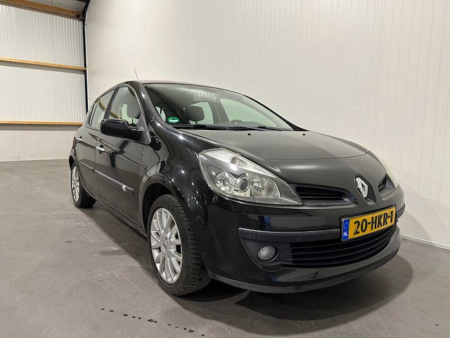 Renault clio 1.2 tce dynamique s 20-hkr-1 - afbeelding 20 van  22