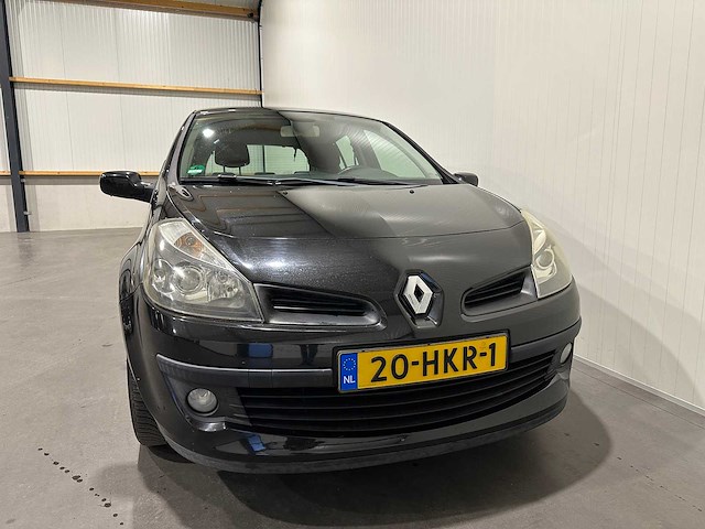 Renault clio 1.2 tce dynamique s 20-hkr-1 - afbeelding 21 van  22