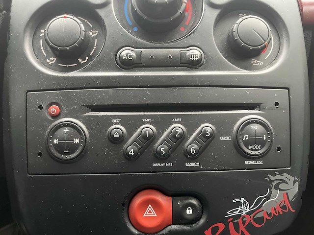 Renault clio 1.2 tce rip curl 2007 | 56-xn-lh - afbeelding 6 van  20