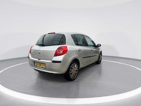 Renault clio 1.2 tce rip curl 2007 | 56-xn-lh - afbeelding 17 van  20