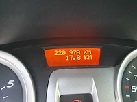 Renault clio 1.2 tce rip curl, 60-zr-sv - afbeelding 9 van  9