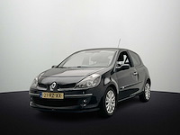 Renault clio 1.4-16v dynamique luxe 2005 | 21-rz-xx