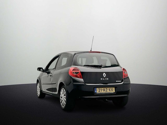 Renault clio 1.4-16v dynamique luxe 2005 | 21-rz-xx - afbeelding 12 van  20