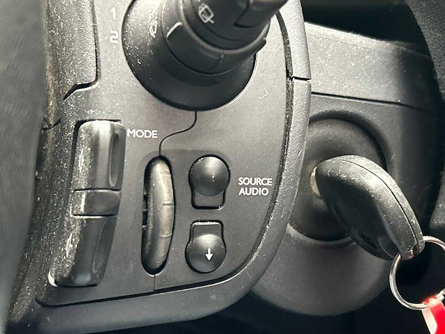 Renault clio 1.4-16v dynamique luxe 2005 | 21-rz-xx - afbeelding 26 van  40