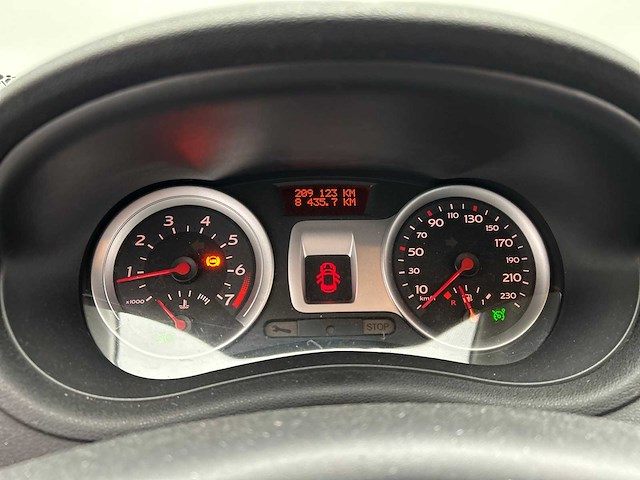 Renault clio 1.4-16v dynamique s 2007 - afbeelding 17 van  28