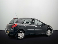 Renault clio 1.4-16v dynamique s 2007 - afbeelding 28 van  28