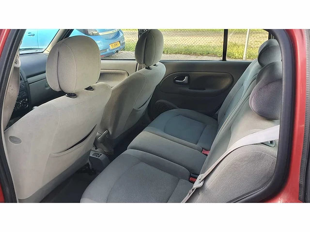 Renault clio 1.4-16v dynam.luxe, 69-rd-xv - afbeelding 8 van  12