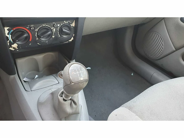 Renault clio 1.4-16v dynam.luxe, 69-rd-xv - afbeelding 11 van  12