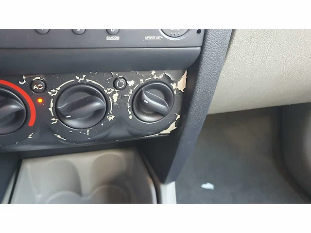 Renault clio 1.4-16v dynam.luxe, 69-rd-xv - afbeelding 12 van  12