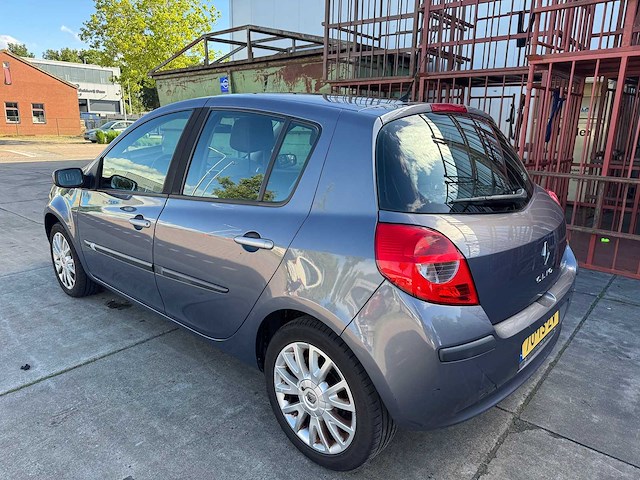 Renault clio 1.4-16v exception cool 70-ts-zv - afbeelding 7 van  13