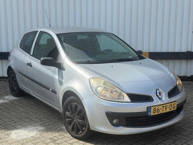 Renault clio 1.4-16v expression, 86-tv-dg - afbeelding 6 van  13