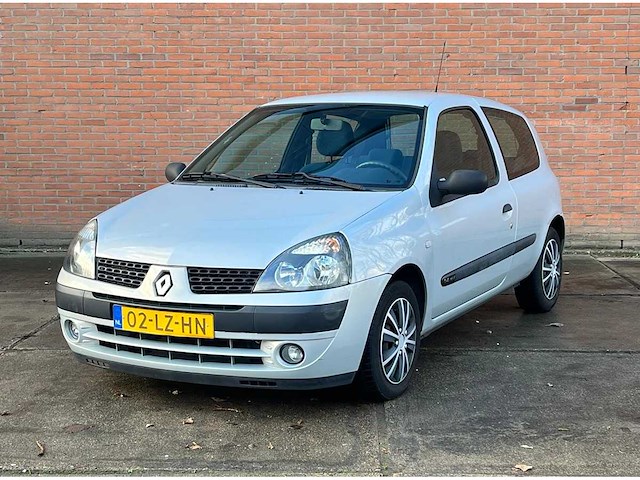 Renault clio 1.4-16v expression, automaat, 02-lz-hn - afbeelding 1 van  22