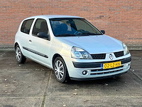 Renault clio 1.4-16v expression, automaat, 02-lz-hn - afbeelding 16 van  22