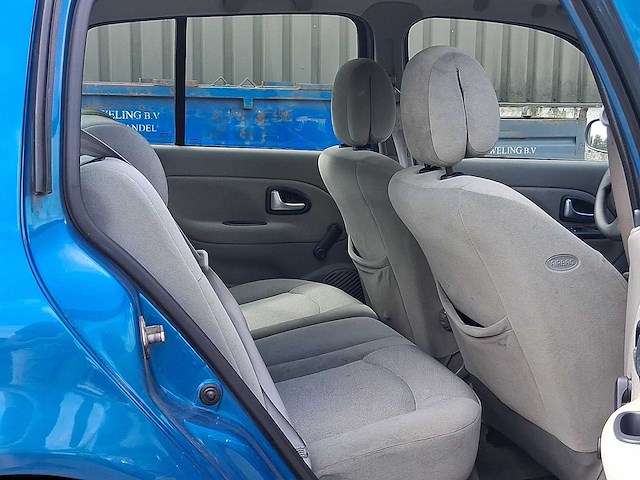 Renault clio 1.4-16v privilège 2003 | 38-lk-hv - afbeelding 11 van  17