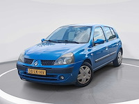 Renault clio 1.4-16v privilège 2003 | 38-lk-hv - afbeelding 1 van  26