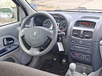 Renault clio 1.4-16v privilège 2003 | 38-lk-hv - afbeelding 18 van  26