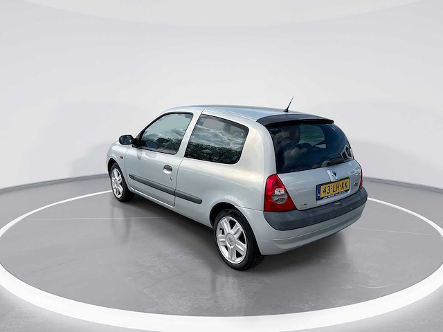 Renault clio 1.4-16v privilège 2003 | 43-lh-xk - afbeelding 9 van  10