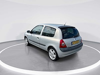 Renault clio 1.4-16v privilège 2003 | 43-lh-xk - afbeelding 12 van  15