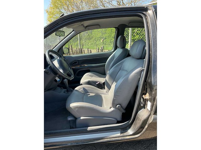 Renault clio 1.4-16v rxe 35-gr-tp - afbeelding 4 van  10