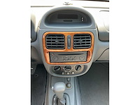 Renault clio 1.4-16v rxe 35-gr-tp - afbeelding 18 van  23