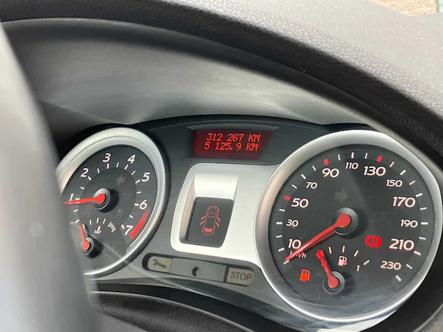 Renault clio 1.6-16v dynam.luxe, 21-sj-rl - afbeelding 11 van  11