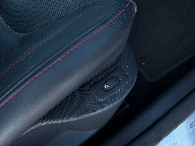 Renault clio 1.6 r.s. 2013 | r-679-fz iaw - afbeelding 17 van  19