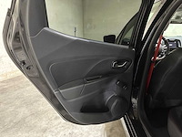 Renault clio 1.6 r.s. trophy 220pk 2016, k-787-pd - afbeelding 32 van  46