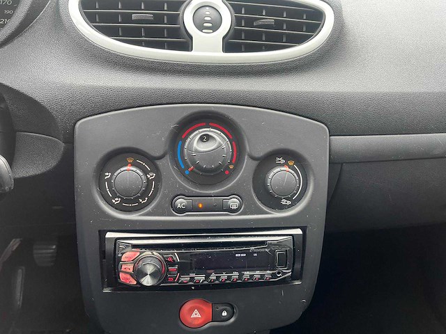 Renault clio 2012 - afbeelding 8 van  10