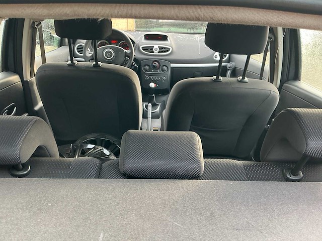 Renault clio 90-sv-gp - afbeelding 6 van  28