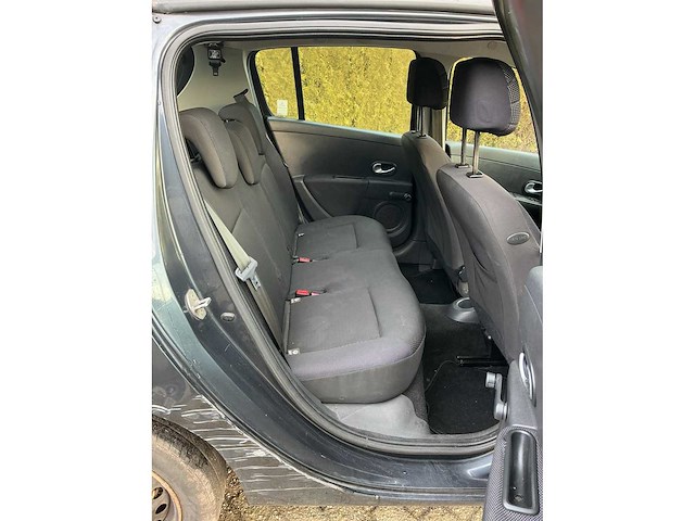 Renault clio 90-sv-gp - afbeelding 9 van  28