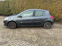 Renault clio 90-sv-gp - afbeelding 26 van  28