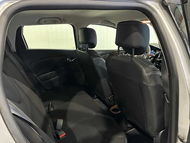 Renault clio estate 0.9 tce expression 5-knp-96 - afbeelding 4 van  19