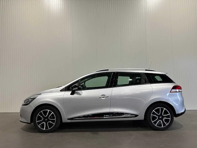 Renault clio estate 0.9 tce expression 5-knp-96 - afbeelding 12 van  19