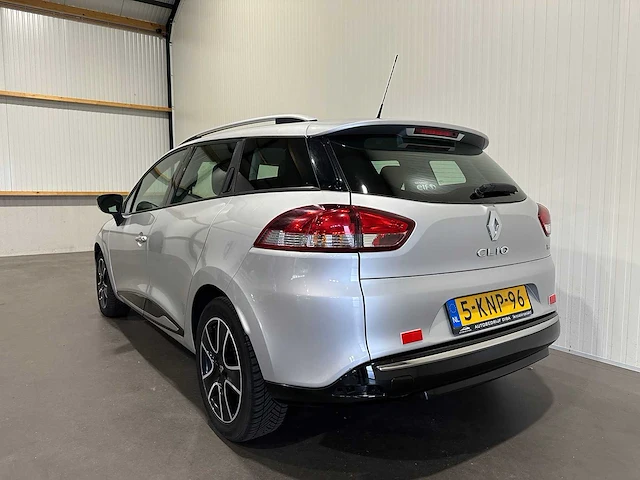 Renault clio estate 0.9 tce expression 5-knp-96 - afbeelding 13 van  19