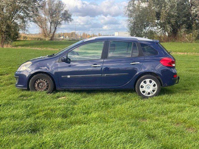 Renault clio estate 1.2 tce dynamique, 18-zs-fp - afbeelding 11 van  13