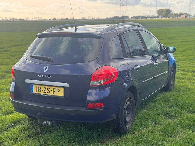 Renault clio estate 1.2 tce dynamique, 18-zs-fp - afbeelding 2 van  13