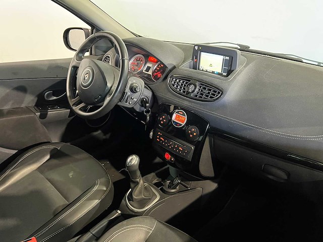 Renault clio estate 1.2 tce night & day, 91-srp-8 - afbeelding 11 van  13