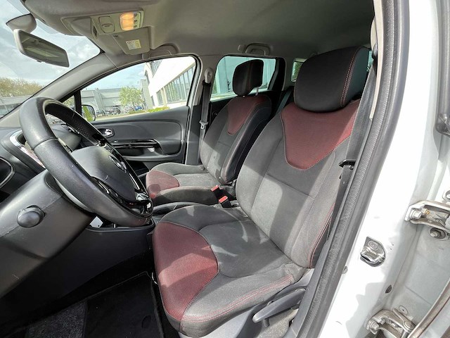 Renault clio estate 1.5 dci expression 2014 | 9-trr-16 - afbeelding 22 van  28