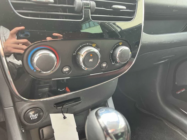 Renault clio estate 1.5 dci expression 2014 | 9-trr-16 - afbeelding 15 van  28