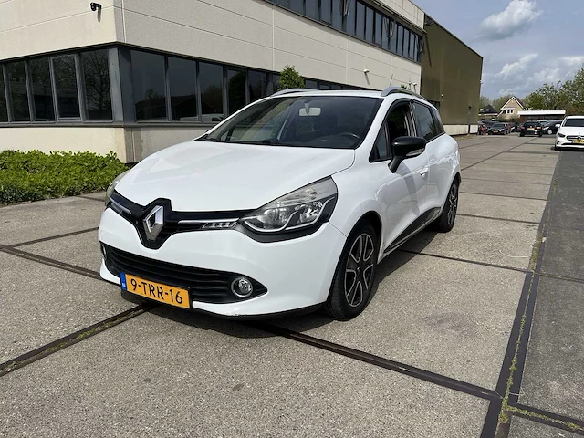 Renault clio estate 1.5 dci expression 2014 | 9-trr-16 - afbeelding 27 van  28